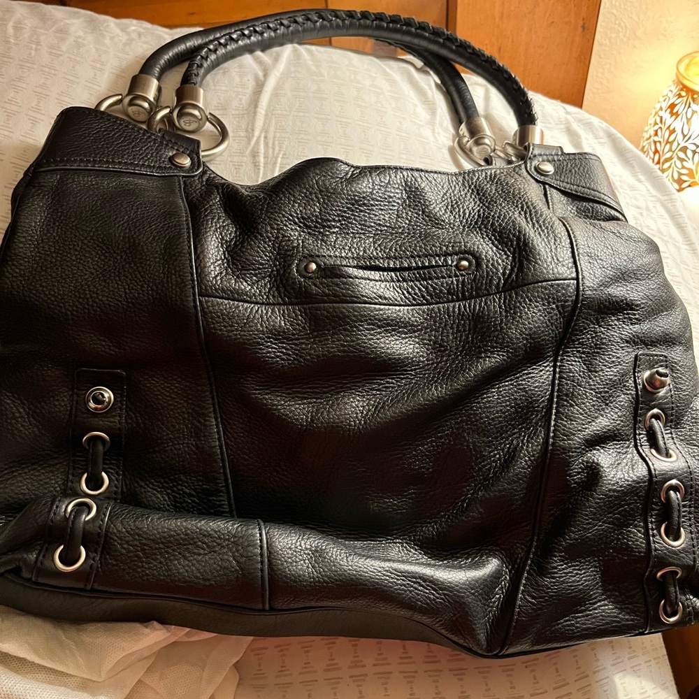 B Makowsky Black Leather Shoulder Handbag
